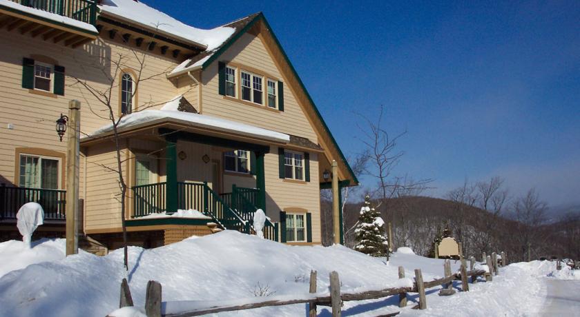 Cap Tremblant Mountain Resort Mont-Tremblant Exterior foto